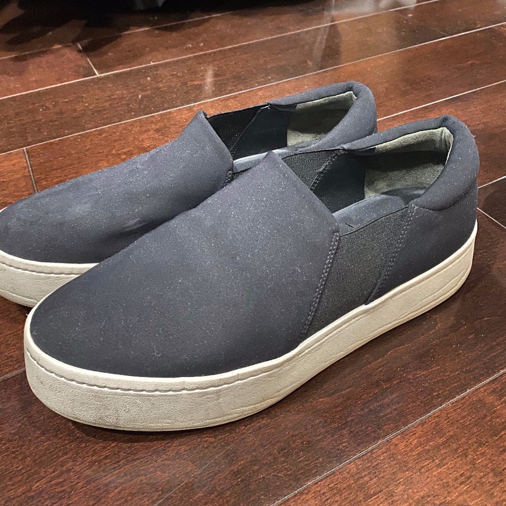 Vince Warren Black Slip On
